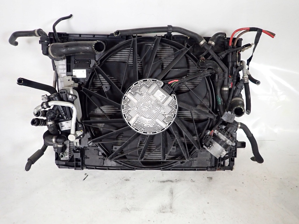 фото №11, Bmw 6 f06 11- pas передній підсилювач радіатор