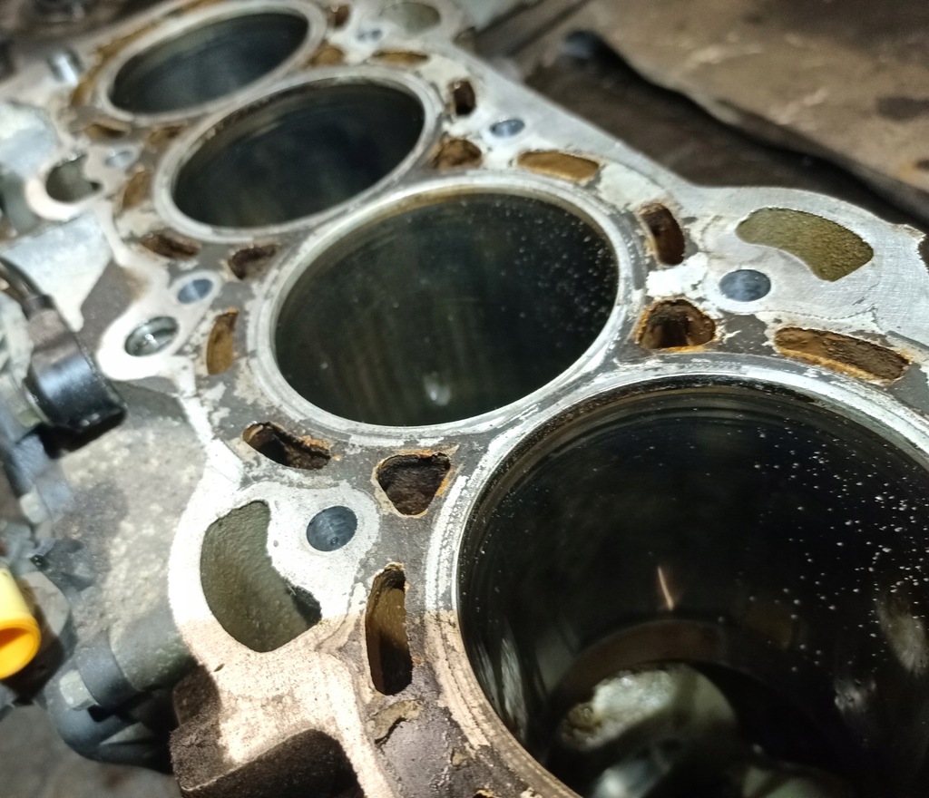 фото №9, Ford mondeo mk4 s-max galaxy escape mazda 6 блок двигателя 2.3 l3