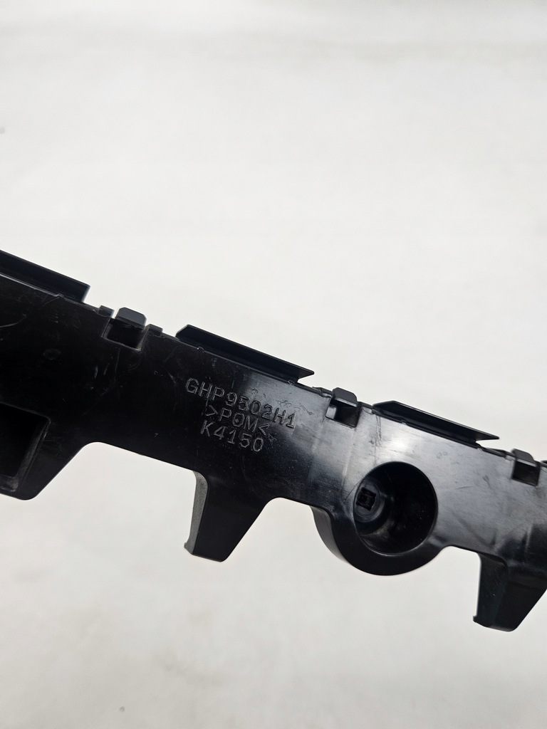 фото №12, Mazda 6 gj kombi 2012 - напрямна кронштейн бампера задня правий ghp9502h1