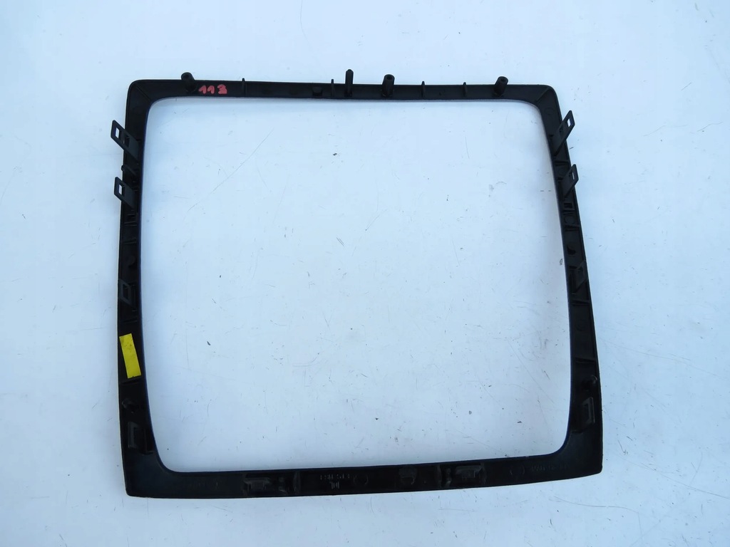 фото №10, Рамка средняя консоли радио r-design 30672110 volvo s60 i v70 ii xc70 i