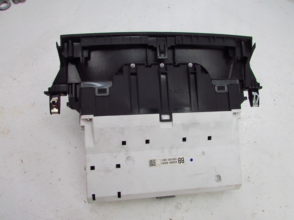 фото №5, Toyota land cruiser 120 годинник дисплей eu. 02-09r