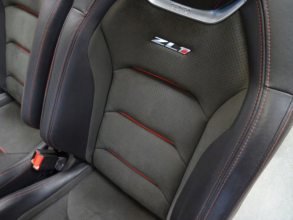 фото №8, 2016-23 camaro zl1 cabrio recaro сиденья сиденье заднее сиденье спинка кожаный кожа