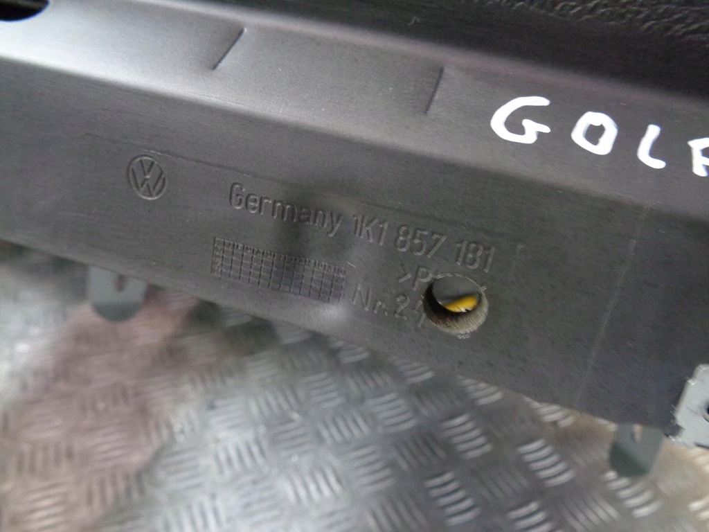 фото №9, Приборная панель приборная консоль приборная панель подушка vw golf v eu 03-