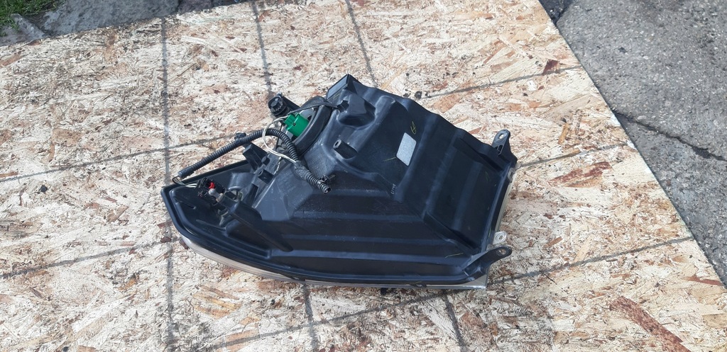 фото №3, Лампа dodge ram оригинал 2011