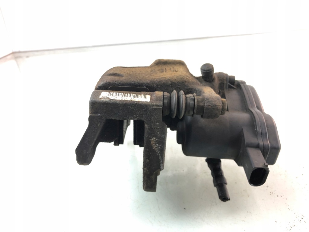 фото №3, Суппорт левый задняя задний audi a5 8t