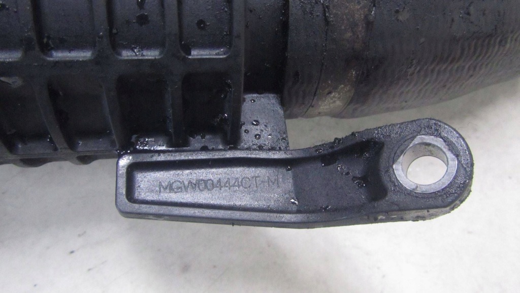 Bmw x1 f48 2.0d труба шланг інтеркулер mgw00383 в Україні