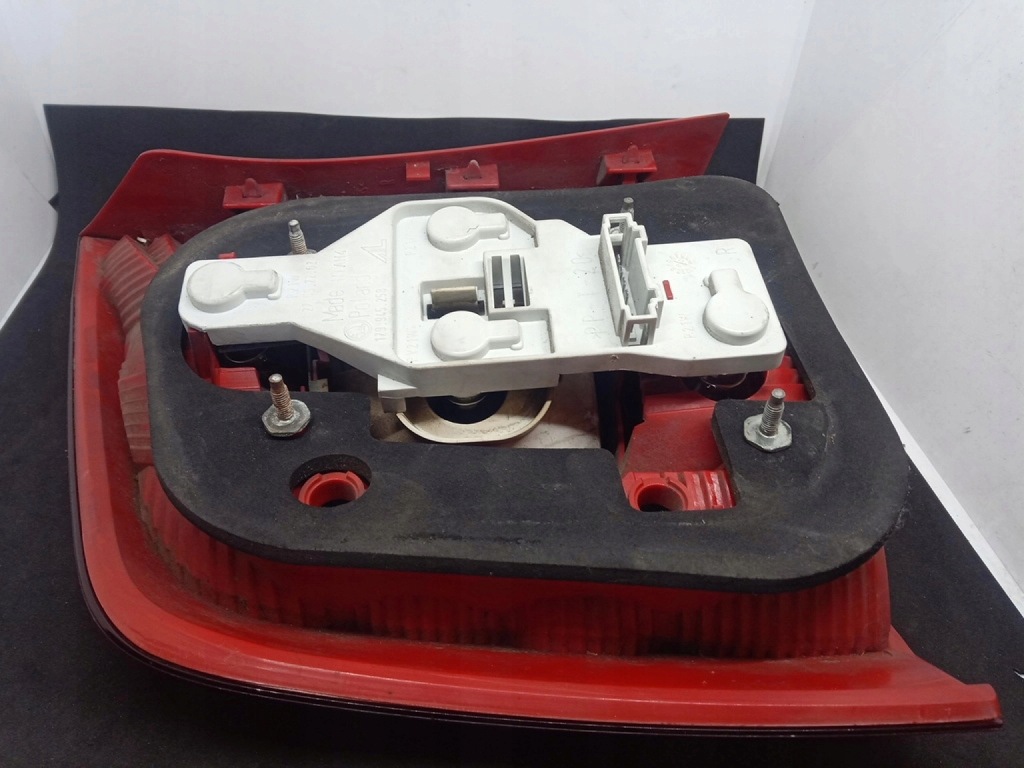 фото №9, Лампа правий задня skoda octavia ii kombi 1z9945096