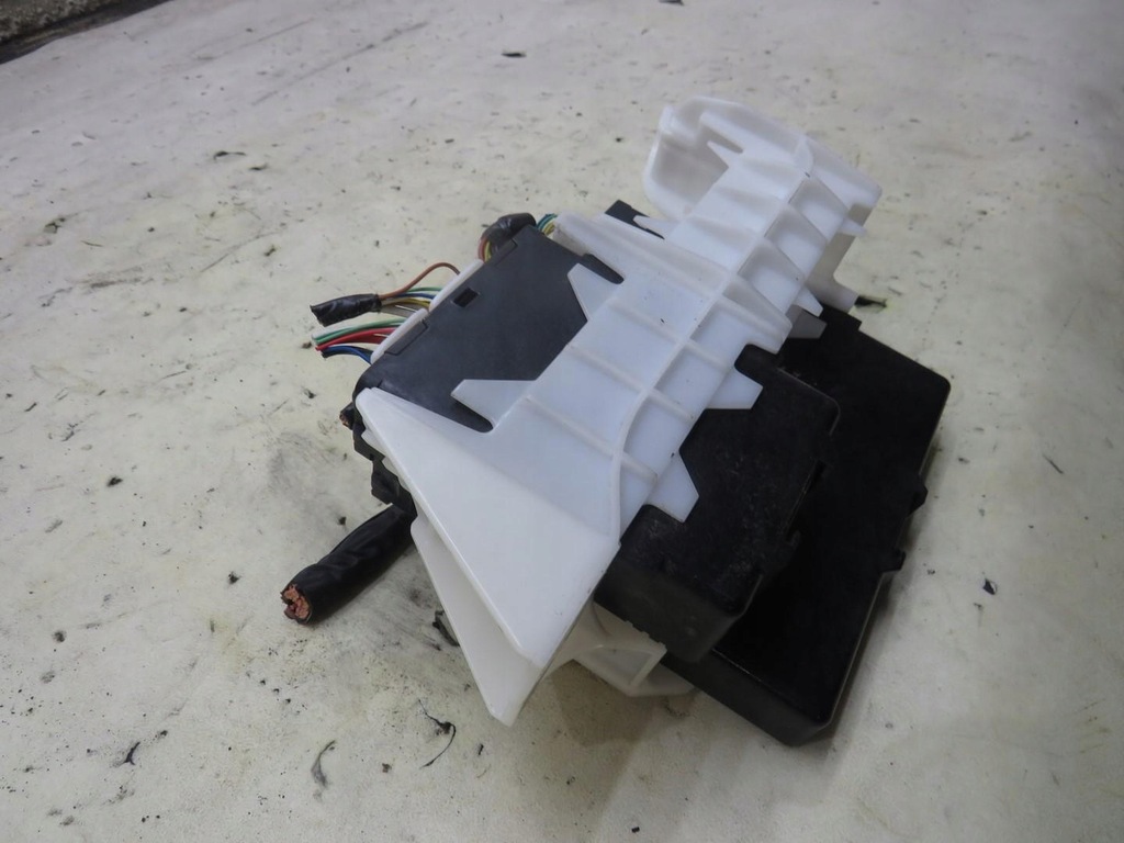 фото №6, Модуль блок управления prius 3 iii 89681-47310