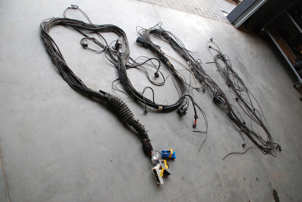 фото №3, Електропроводка електрична scania r p рама 11r