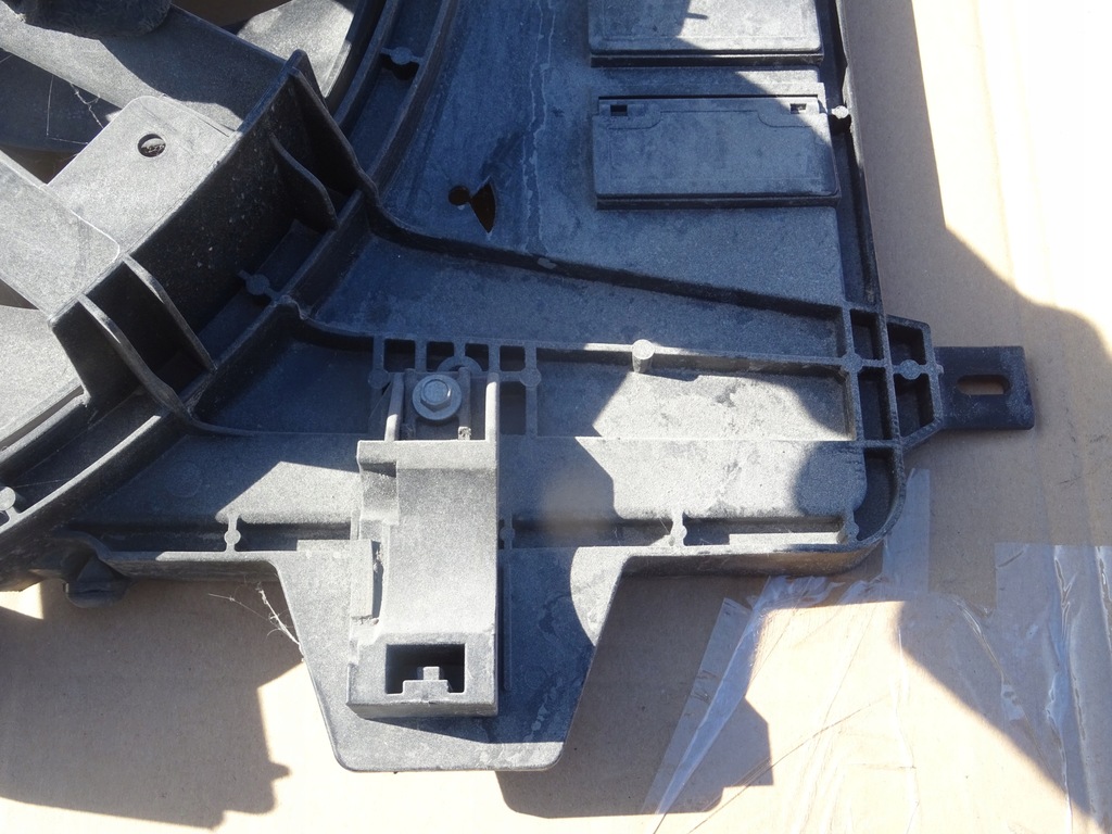 фото №4, Land rover jaguar вентилятор корпус gj32-8c607-bc