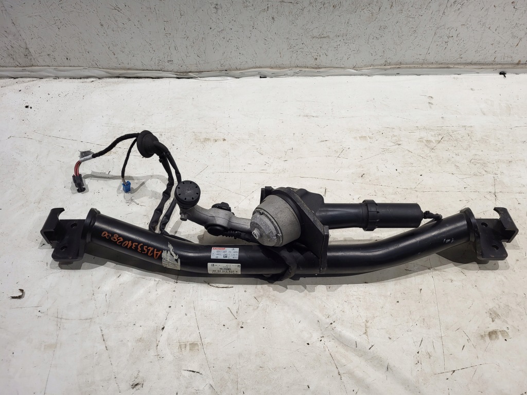 фото №1, Hak буксировочный mercedes glc w253 x253 a2533102800