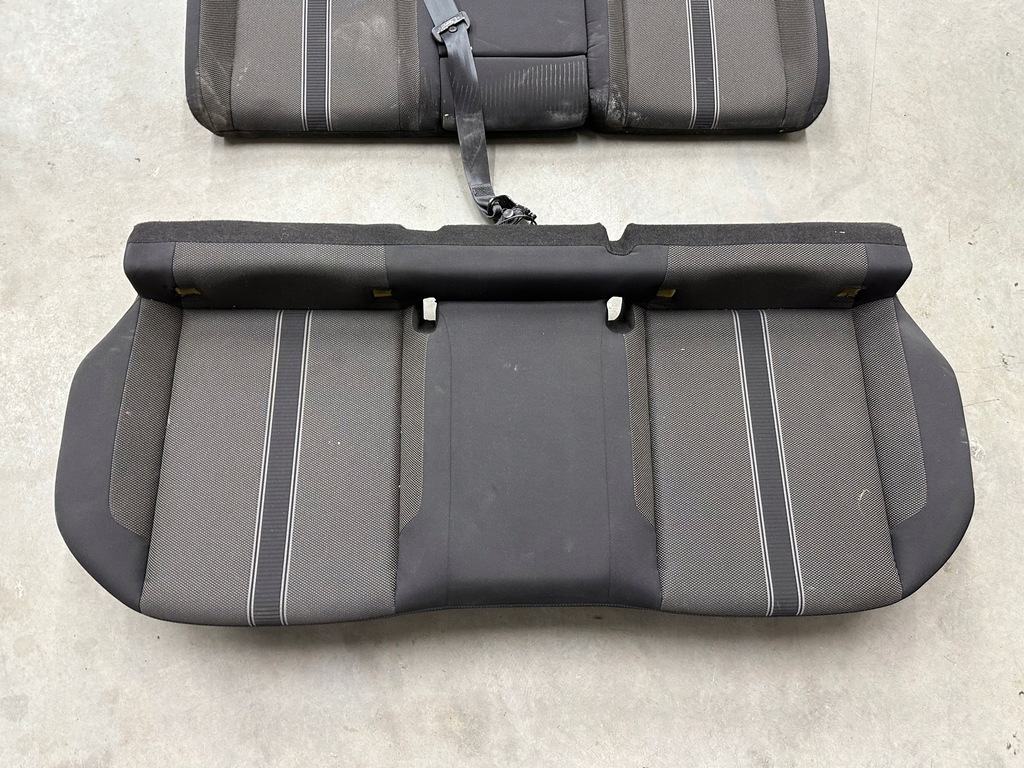 фото №3, Сиденья заднее сиденье спинка салона vw t-roc оригинал подушка безопасности