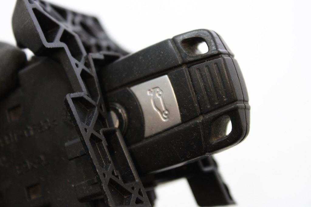 фото №9, Bmw e92 320i e90 2.0 n43b20a блок керування двигуна 7578032 набір стартовий n43