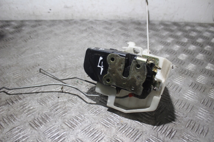 фото №1, Замок левый перед дверь chrysler pacifica i