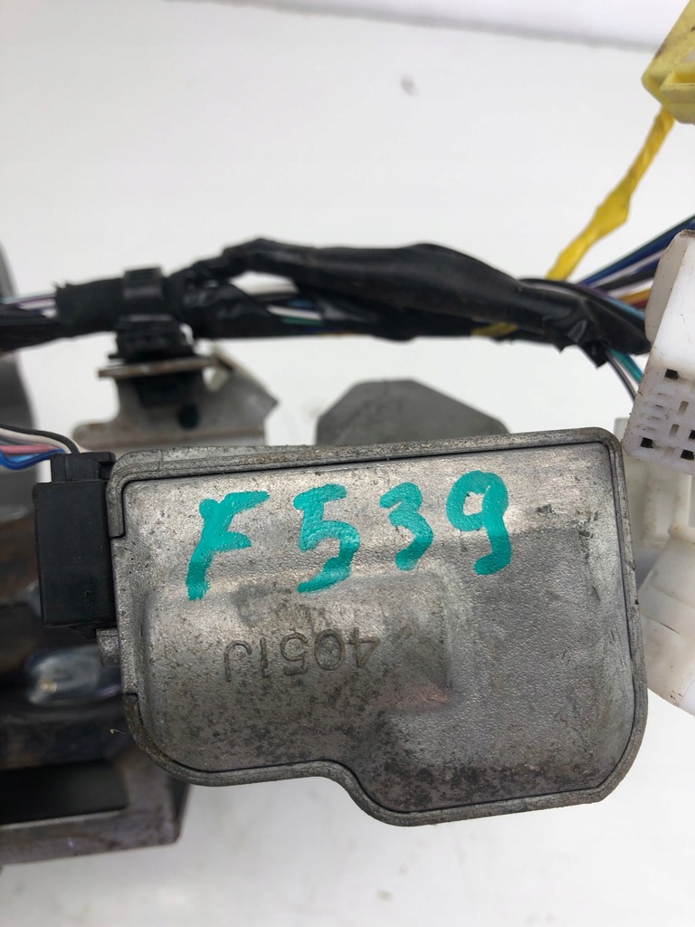 фото №6, Toyota yaris iii усилитель elektry. 45250-0d194