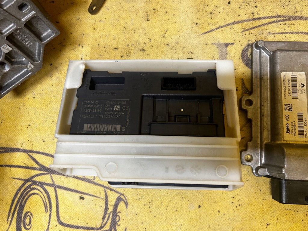 фото №4, Набір стартовий ecu bcm замок запалювання прилади renault captur i przedlift 0.9 tce