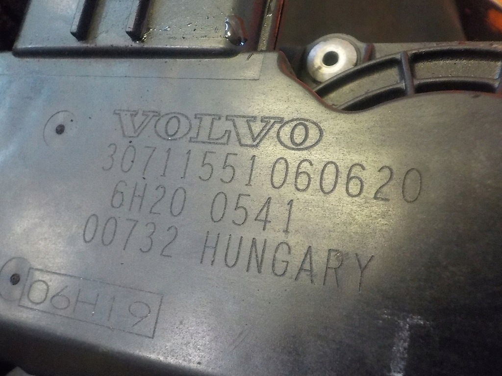 фото №4, Volvo c70 2.4 b 08r 170km b5244s4 дросельна заслінка 30711551 6h200541 00732