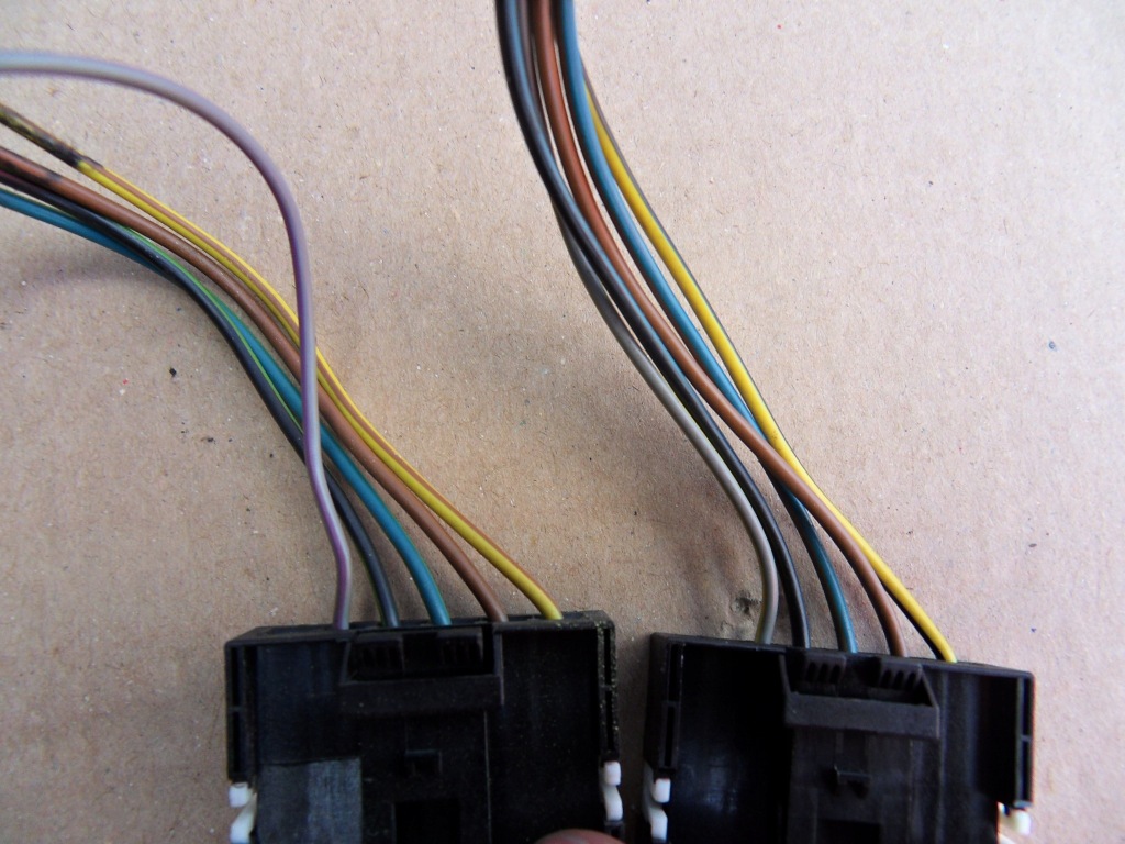 фото №2, Колодка штекер лампи задній mini cooper r50