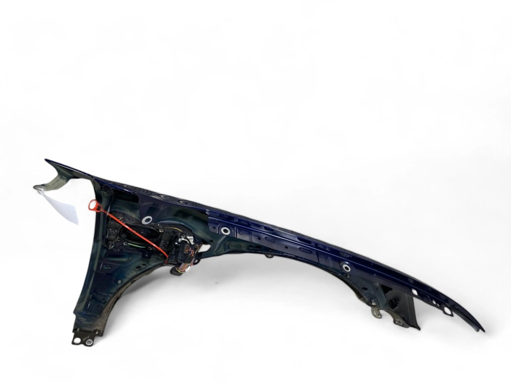 Audi e-tron 2021 крыло передний Цена