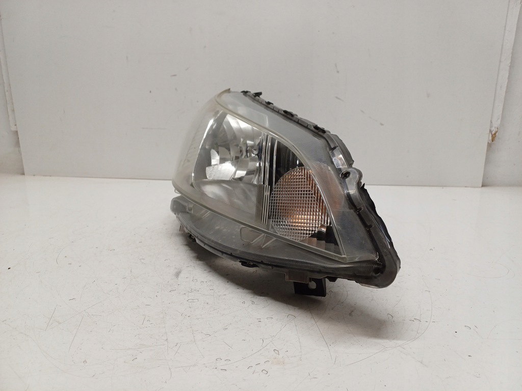 фото №12, Nissan nv200 09- лампа правая перед