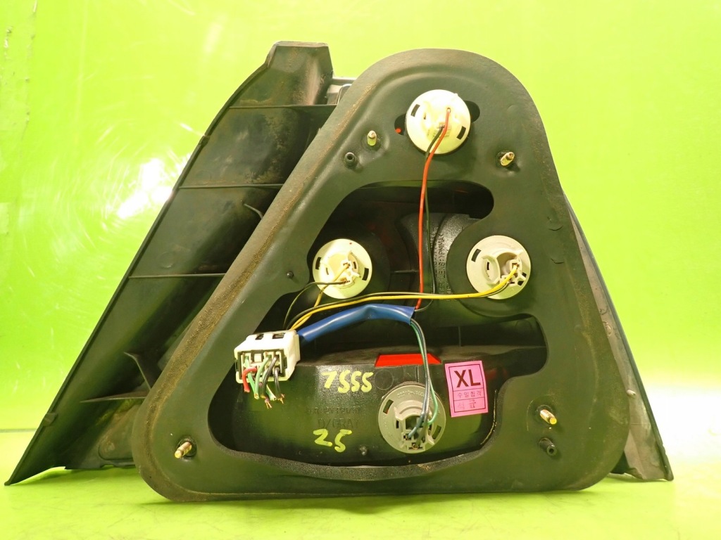 Купити Фара ліва задня задній chevrolet evanda 04r 30-8491l