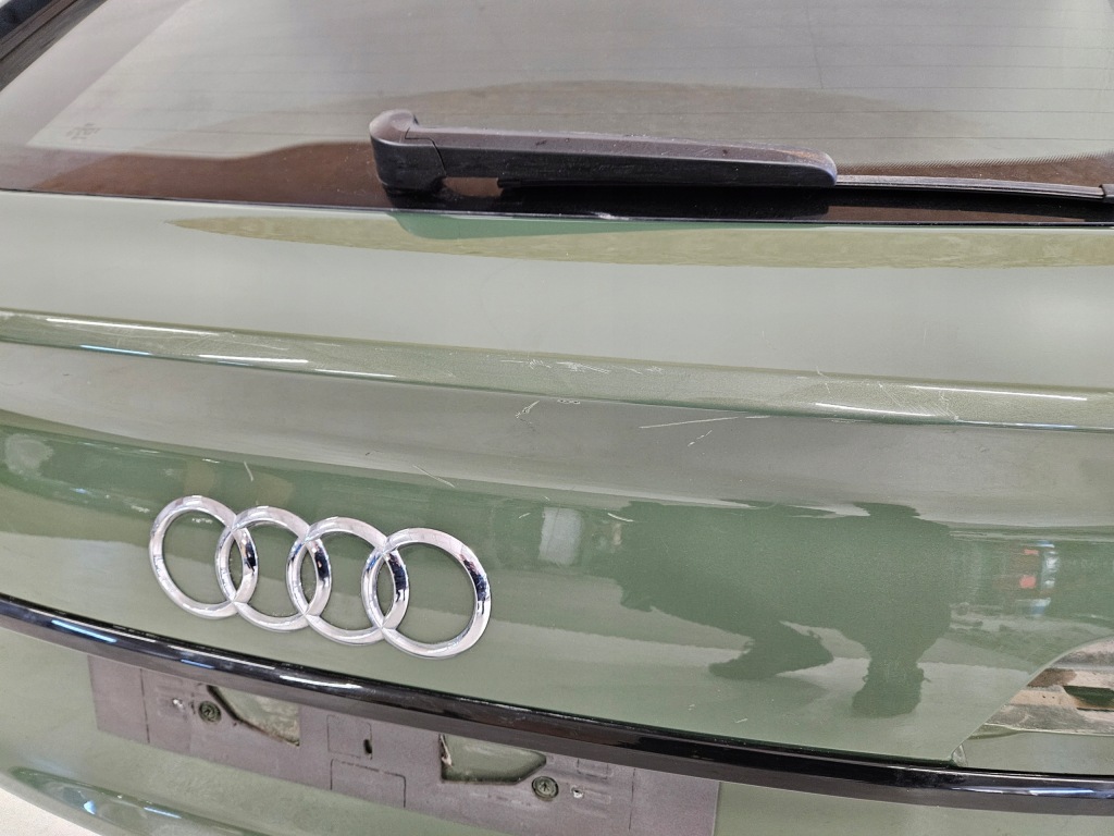 Audi q5 sq5 80a sportback рестайлінг  кришка багажника задній кришка багажника s-line lx6m Ціна