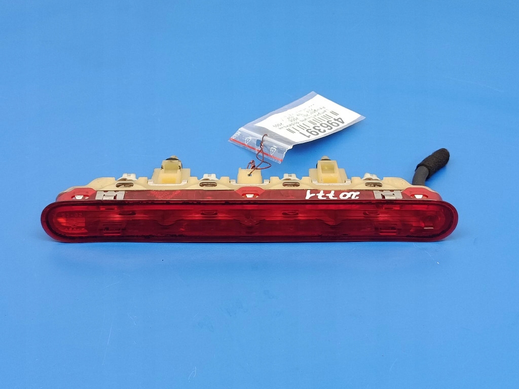 фото №1, Peugeot 207 i hb лампа третий свет дополнительные стоп-сигнал крышки