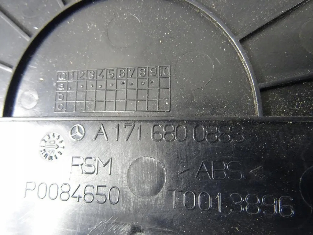 фото №2, Захист панелі права mercedes slk r171 a1716800883