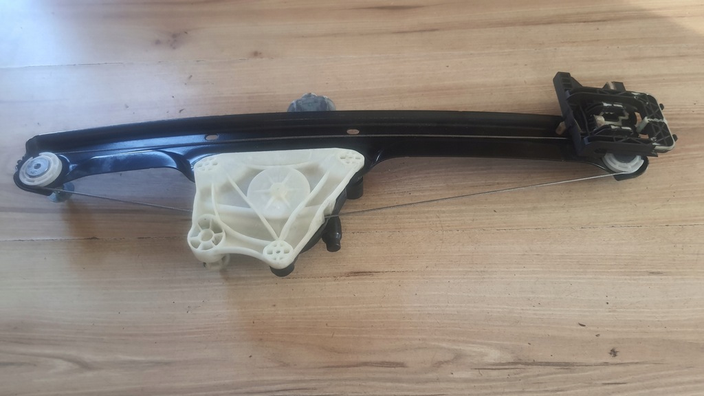 фото №6, Механизм подъёма стекло с двигателем porsche panamera 971