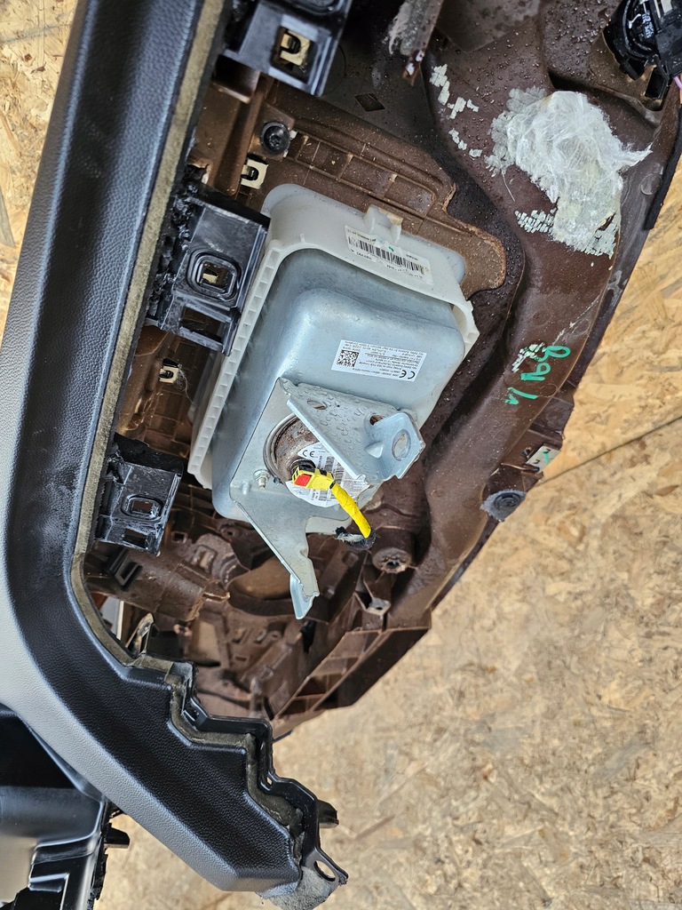 фото №10, Alfa romeo giulia панель приладів консоль подушка безпеки ремені