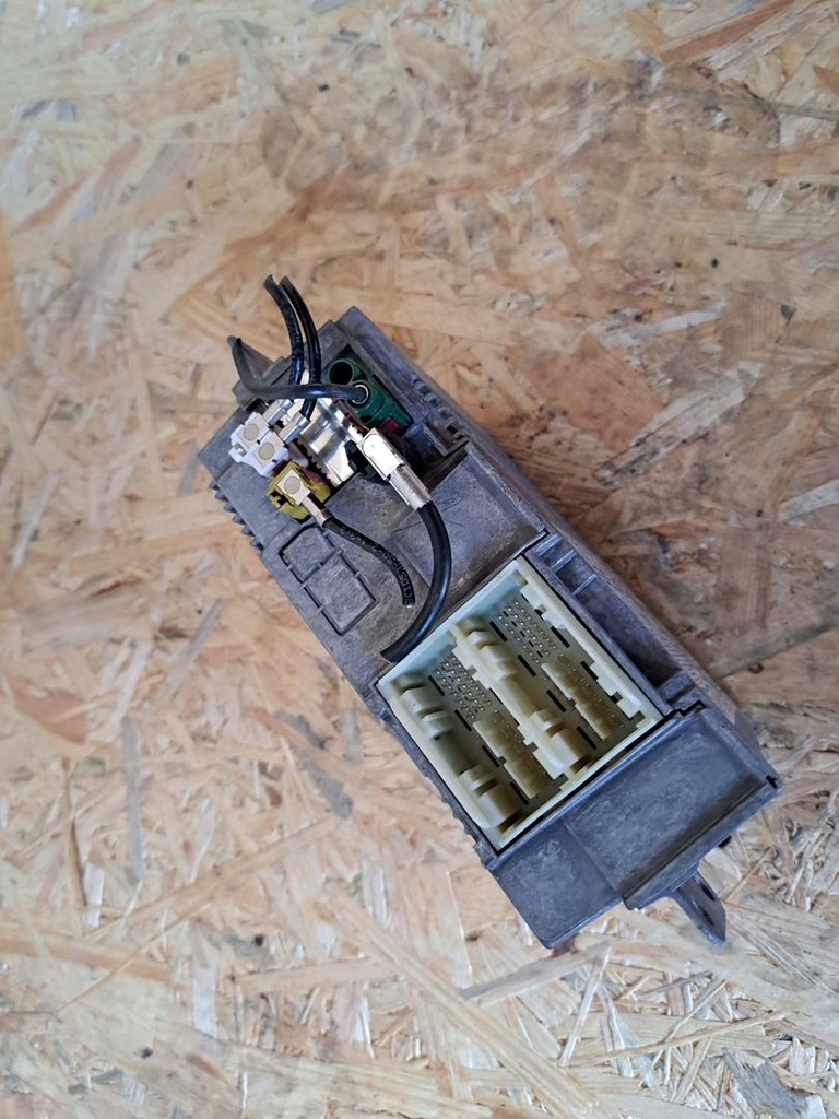 фото №3, Mercedes w247 b-klasa радіо модуль 2479005909 w177