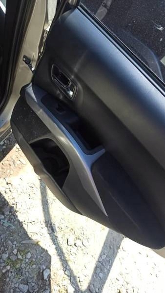 фото №1, Outlander 06- обшивка двері задня правий