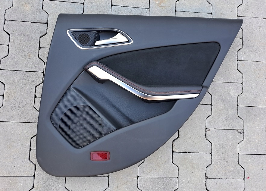 Купити Mercedes w176 обшивка оббивка двері правий задній