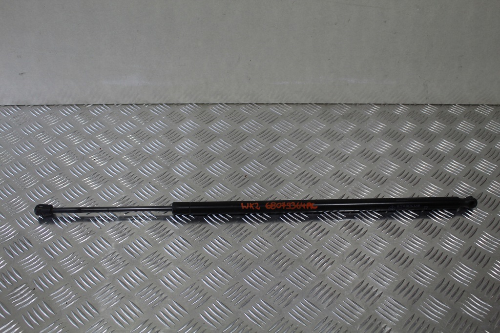 фото №1, Привод крышки jeep grand cherokee wk2 iv