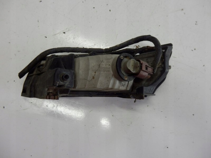 фото №2, Toyota previa ii 05 противотуманная фара правый перед