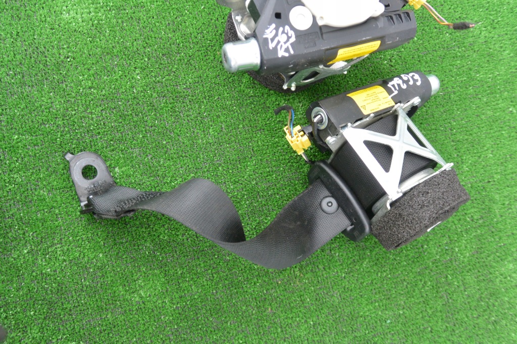 фото №3, Pas безпеки задня mercedes e-klasa w212