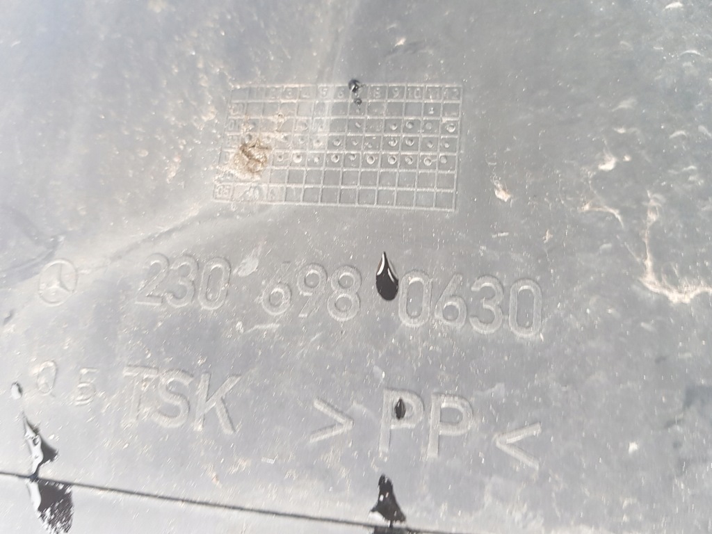 Подкрылок правый перед mercedes sl r230 w230 2306901430 2306980630 Цена