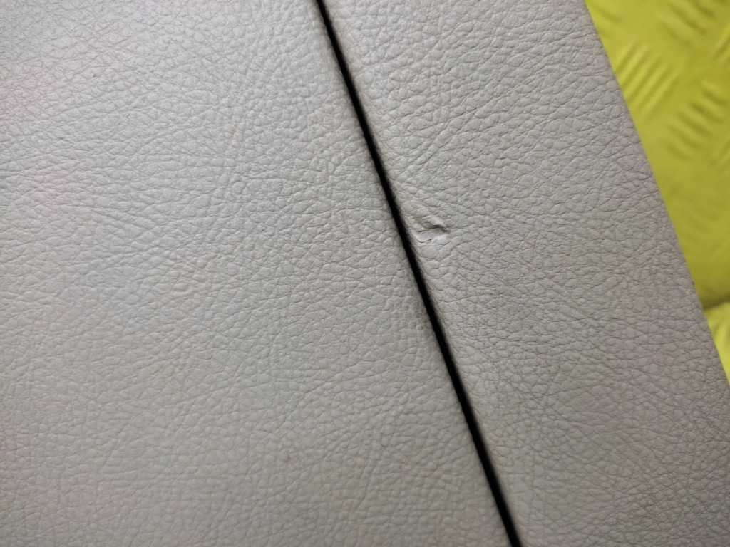 фото №2, Lexus rx300 бардачок пассажира 5530348060