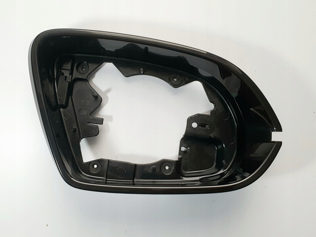 фото №1, Рамка корпус дзеркало права audi a8 d4 lz9y оригінальний номер