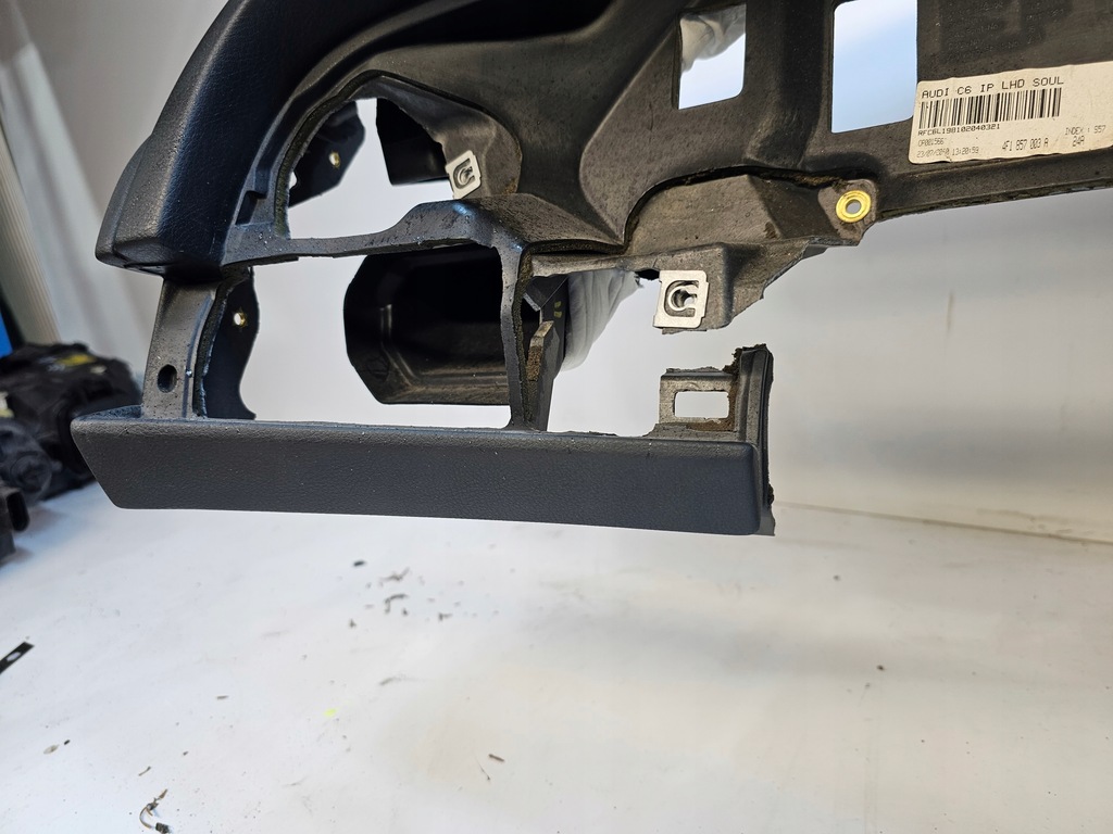 фото №6, Панель приладів панель приладів консоль audi a6 c6 4f1857041r europa