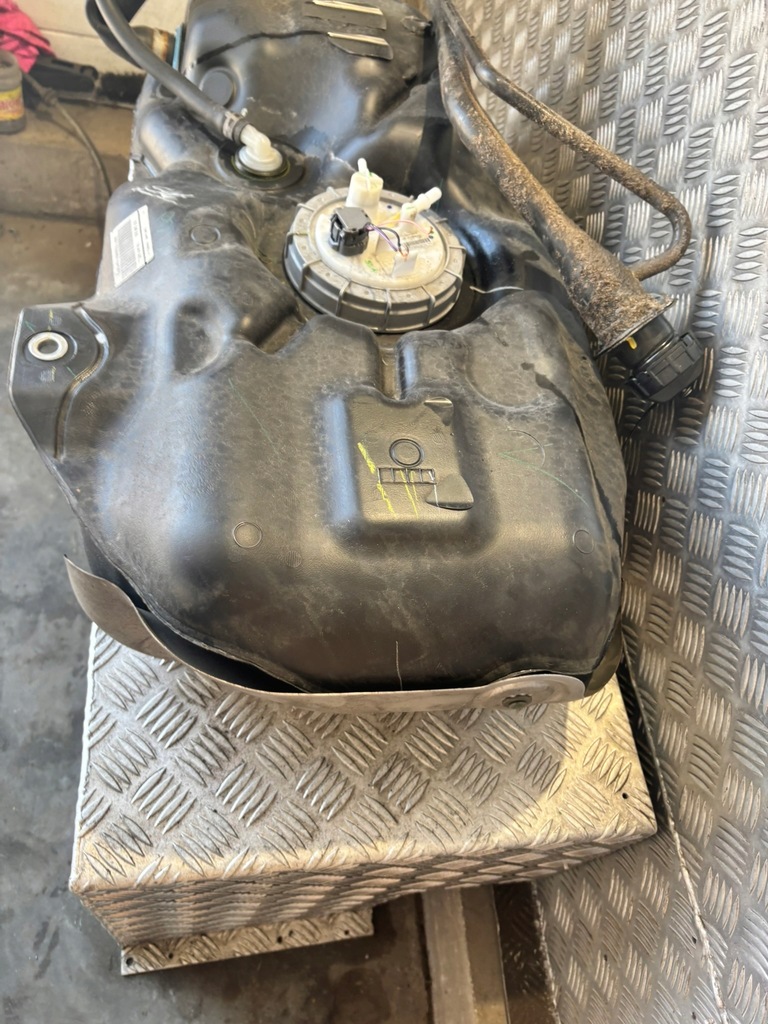 фото №7, Бак пального mitsubishi spacestar 2024r 1.2 i 1700b176 200100828