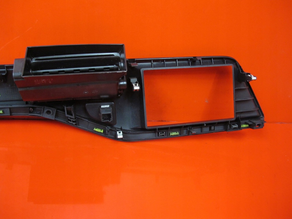 фото №14, Citroen c5 iii x7 рамка спидометра навигации молдинг