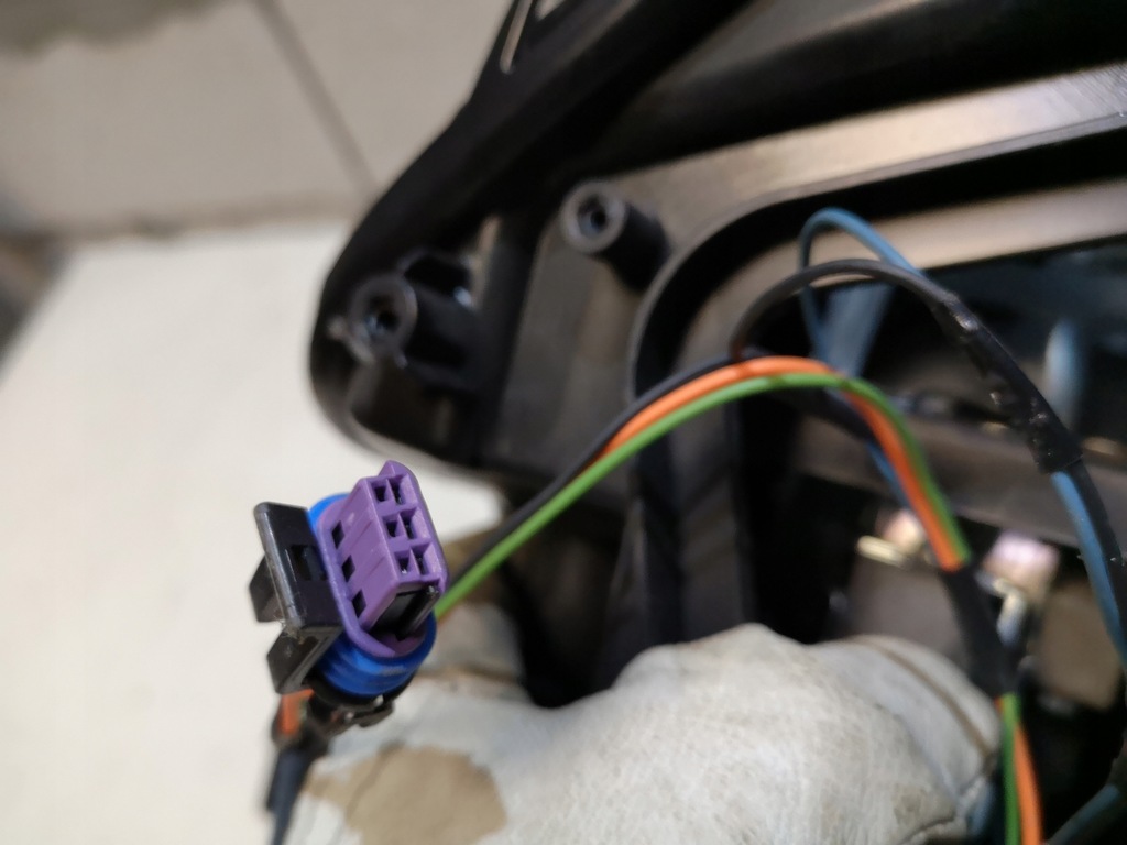 фото №13, Лампа правый перед ford explorer ксенон 11+