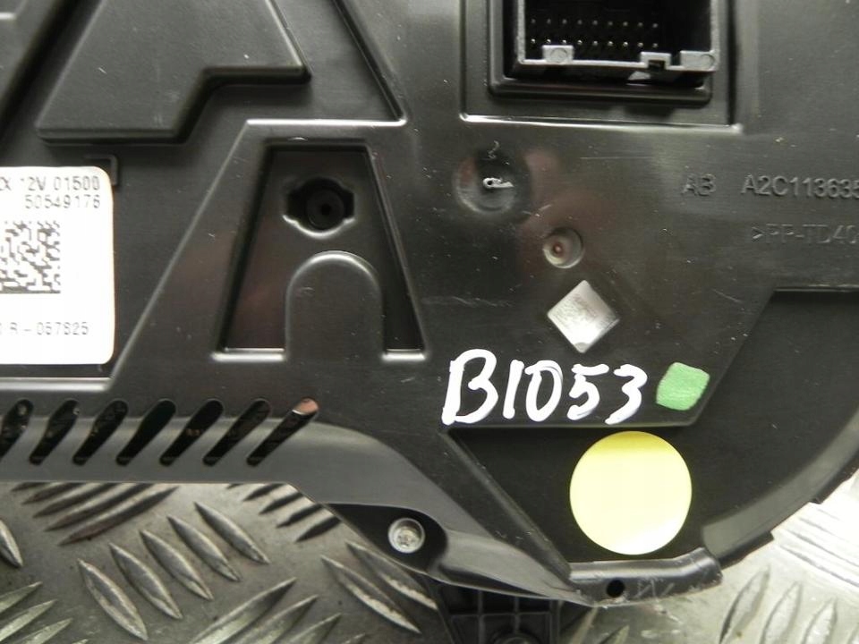 фото №6, Панель приладів приладова alfa romeo giulia 2016 mph км/год автоматична коробка передач bie