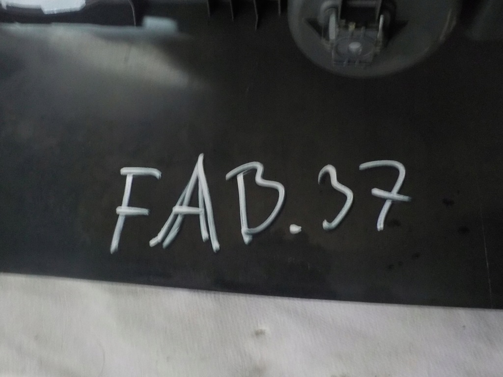 фото №7, Skoda fabia 2011r 1.2b тунель середній 5j0863241