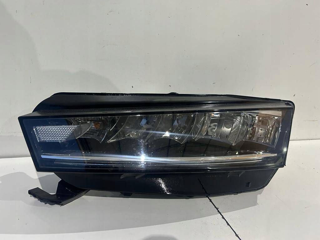фото №1, Skoda octavia iv лампа левая full led 5e4941015 оригинал