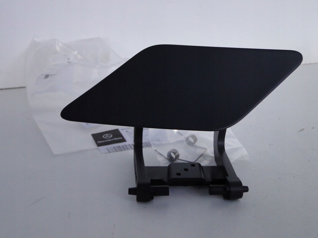 фото №5, Mercedes cls 218 заглушка розпилювача ліва amg