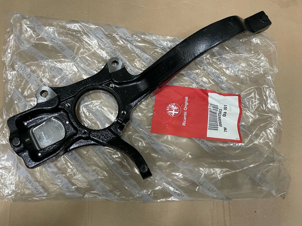 фото №3, Alfa romeo 166 поворотний кулак перед права nowa oem