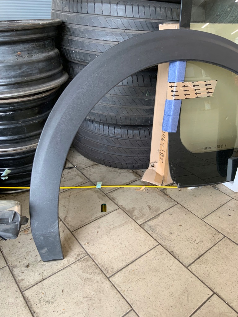 Peugeot 5008 ii 2 молдинг накладка крыла задний  задняя правая 9814070377 Недорого