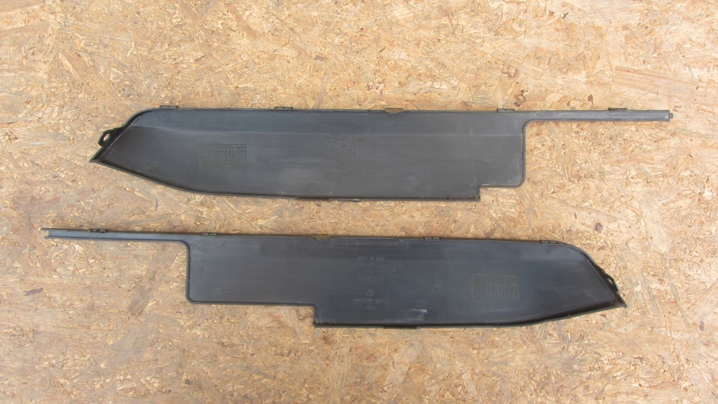 фото №9, Молдинг накладка бампера задня toyota highlander iii